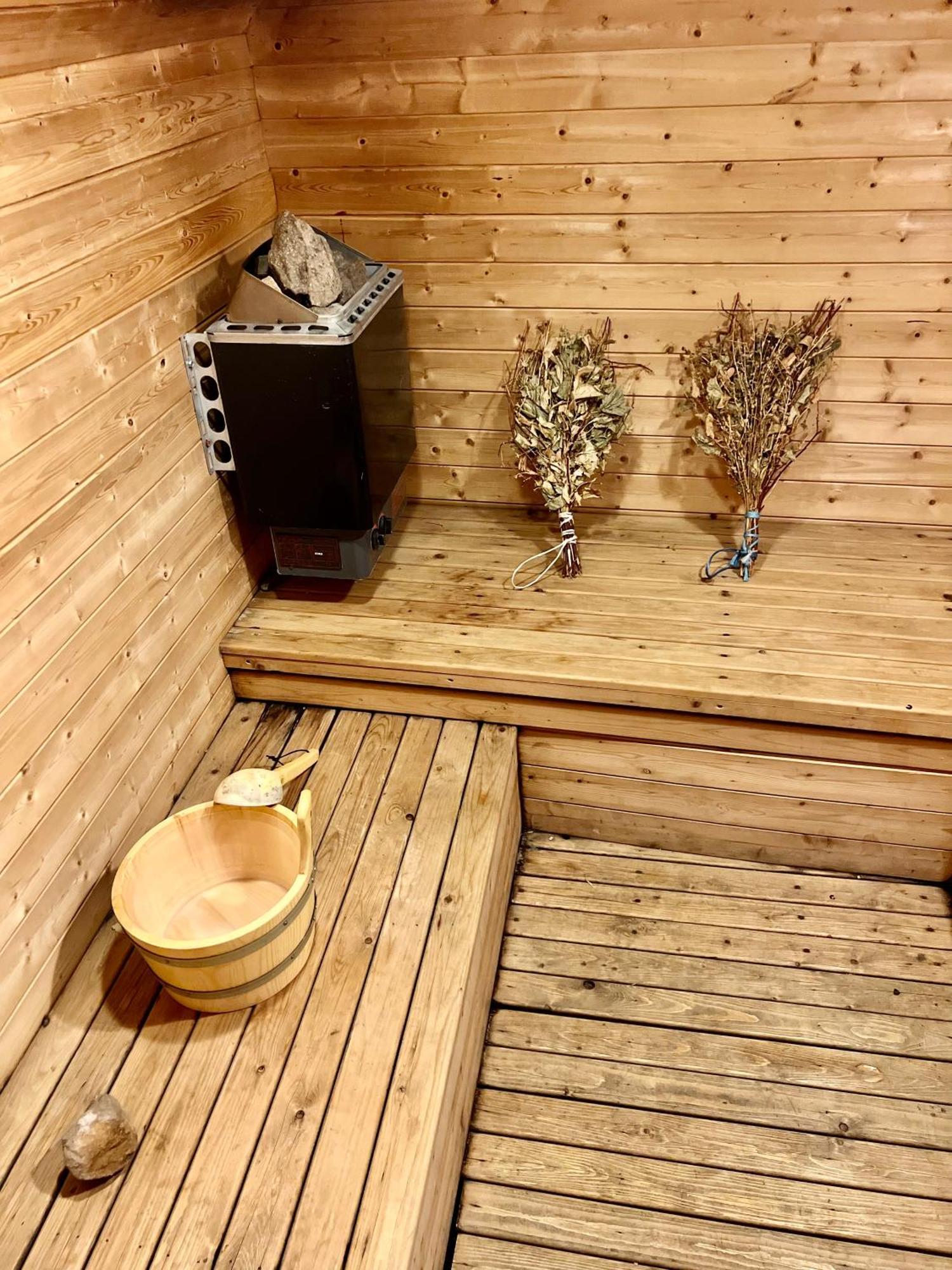 Huge In Loft With Sauna In Affittacamere *